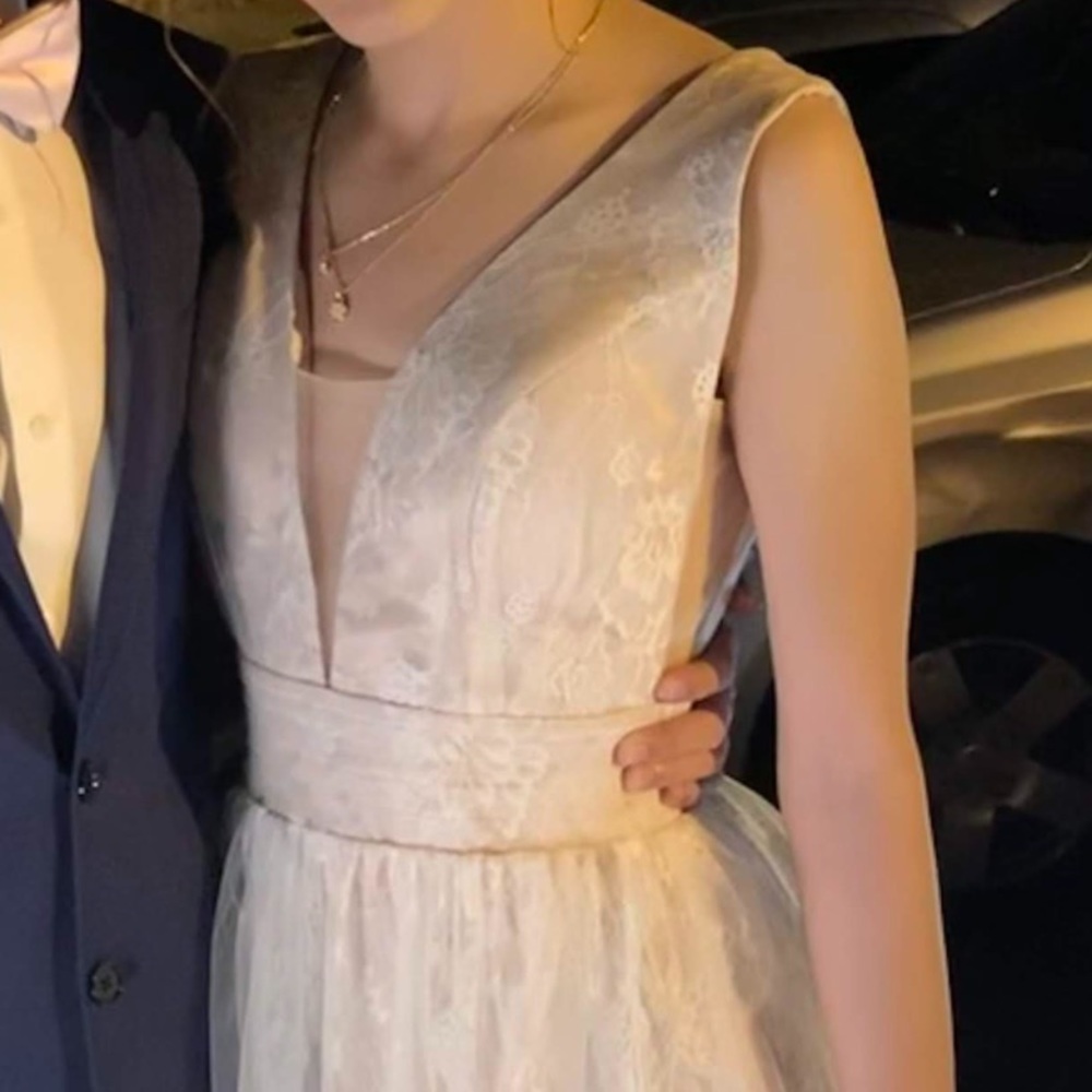 Prom dress - Picture 3 of 3